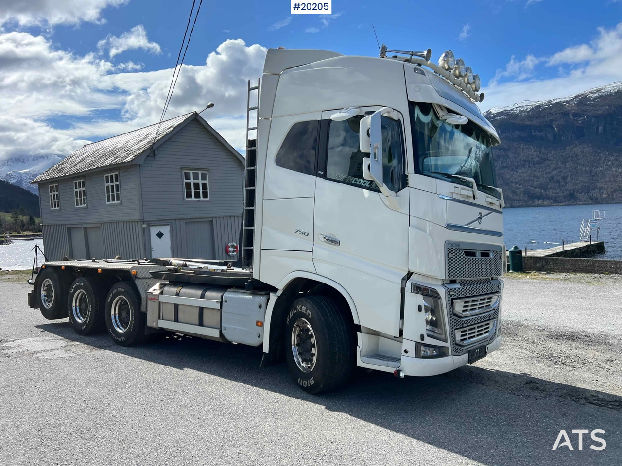 Volvo FH16 750 - Крюковой мультилифт: фото 4 Volvo FH16 750 - Крюковой мультилифт: фото 4