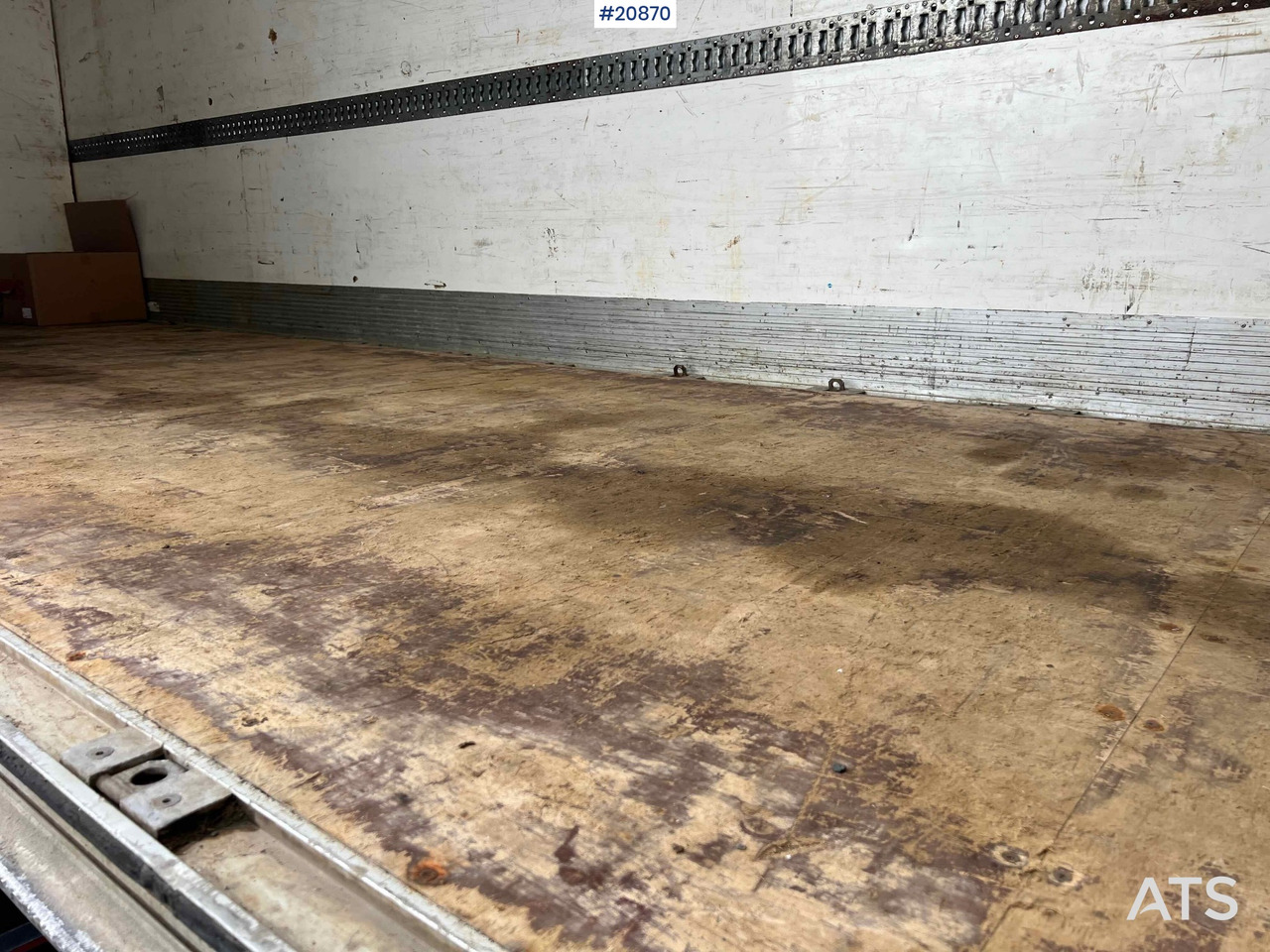 Грузовик с закрытым кузовом Volvo FM 330: фото 18 Грузовик с закрытым кузовом Volvo FM 330: фото 18