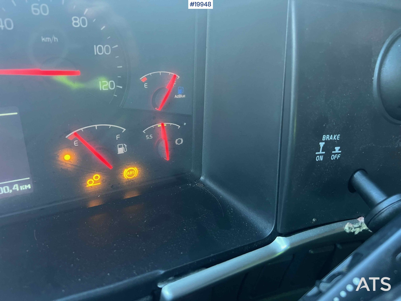 Грузовик с закрытым кузовом Volvo FM450: фото 20