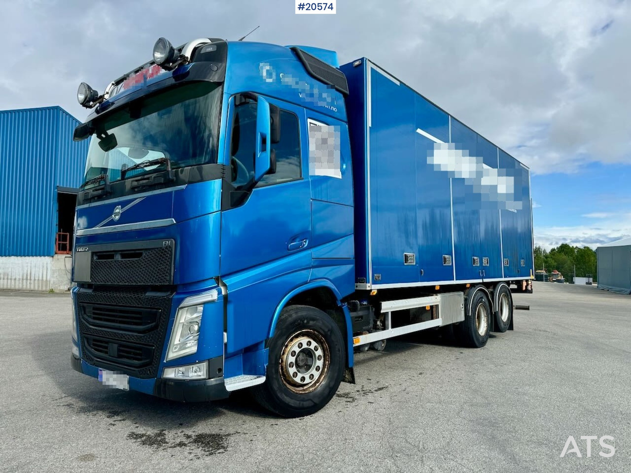 Volvo Fh540 6x2 skapbil m/ full sideåpning og lift - Грузовик с закрытым кузовом: фото 1 Volvo Fh540 6x2 skapbil m/ full sideåpning og lift - Грузовик с закрытым кузовом: фото 1