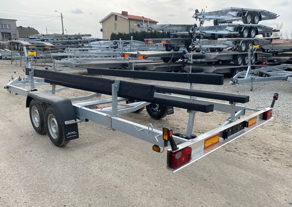 Boro PRZYCZEPA PODŁODZIOWA STYL AMERYKAŃSKI 7,80M - Лодочный прицеп: фото 5 Boro PRZYCZEPA PODŁODZIOWA STYL AMERYKAŃSKI 7,80M - Лодочный прицеп: фото 5