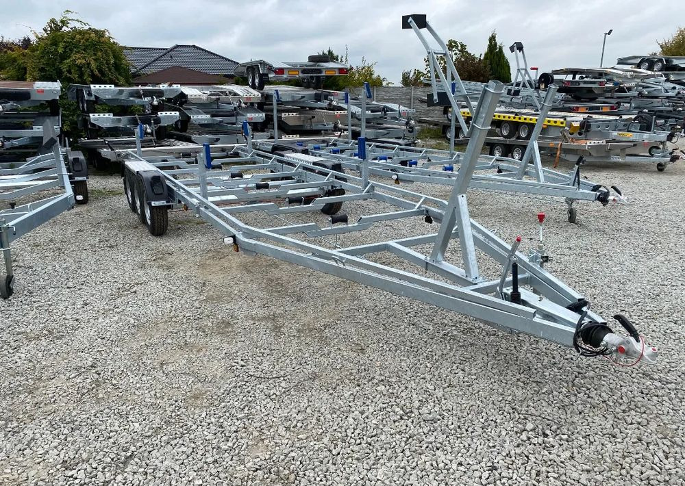 Boro Przyczepa PODŁODZIOWA 7,80M! - Лодочный прицеп: фото 2 Boro Przyczepa PODŁODZIOWA 7,80M! - Лодочный прицеп: фото 2