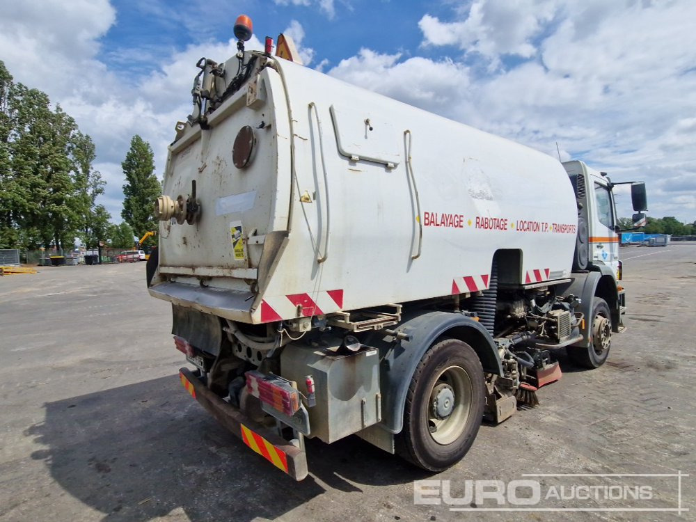 2002 Mercedes Axor 1829 - Подметально-уборочная машина: фото 5 2002 Mercedes Axor 1829 - Подметально-уборочная машина: фото 5