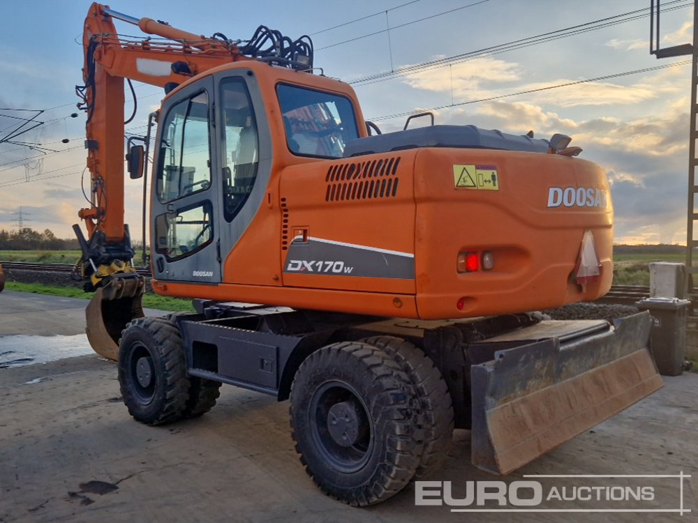 2010 Doosan DX170W - Колёсный экскаватор: фото 3 2010 Doosan DX170W - Колёсный экскаватор: фото 3