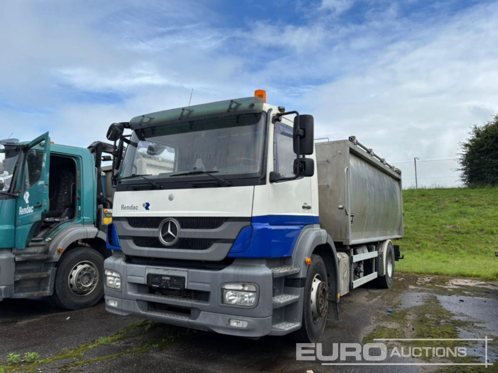 2012 Mercedes Axor 1824L 4x2,Tipper Stainless Steel Container, Automatic, AC (German Reg. Docs. Available) - Самосвал: фото 1 2012 Mercedes Axor 1824L 4x2,Tipper Stainless Steel Container, Automatic, AC (German Reg. Docs. Available) - Самосвал: фото 1