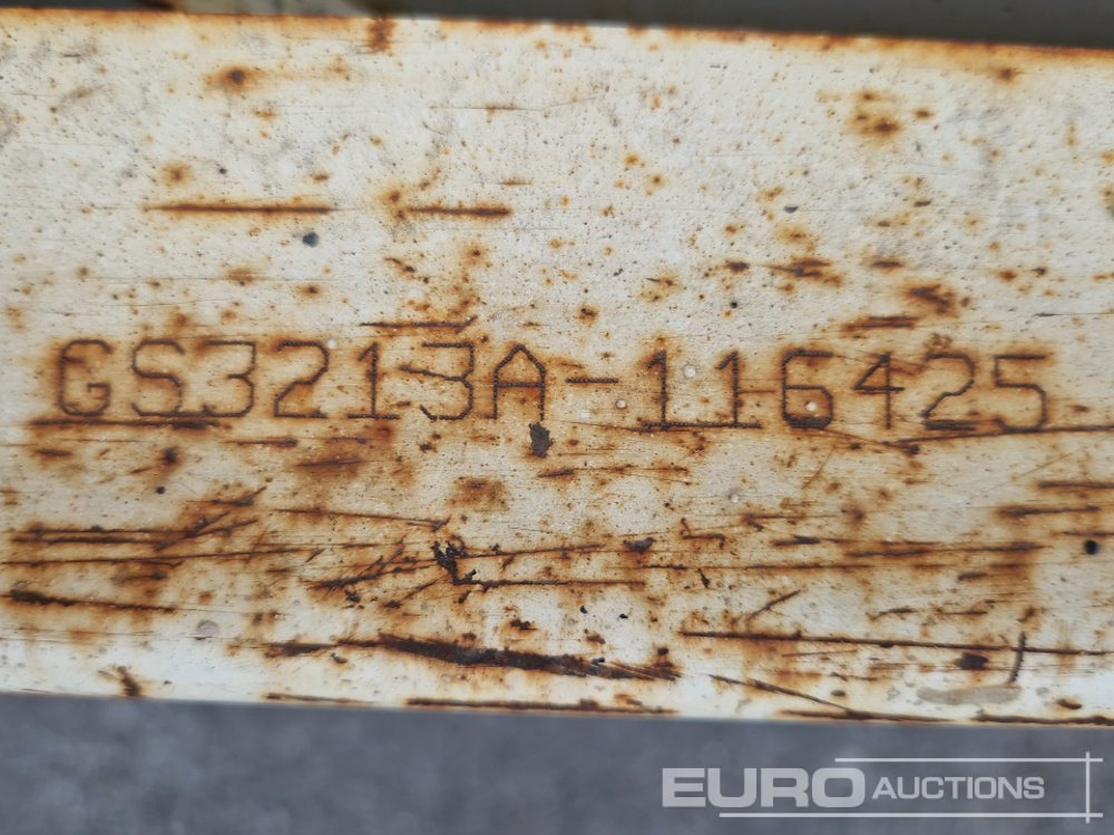 Ножничный подъемник 2013 Genie GS-3232: фото 23 Ножничный подъемник 2013 Genie GS-3232: фото 23