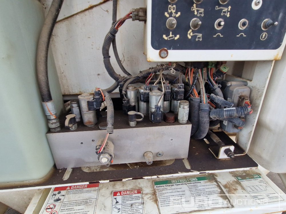 Коленчатый подъемник 2013 Genie Z40/23N RJ: фото 19