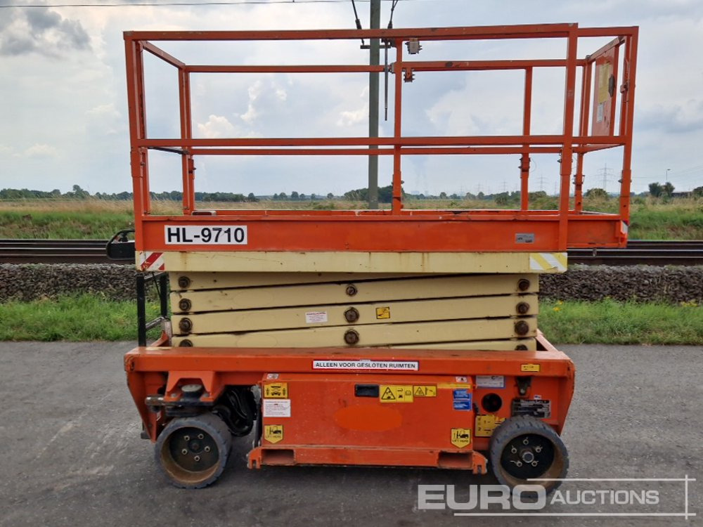 2014 Holland Lift ECOSTAR HL-9710 Diesel Scissor Lift, 12m Working Height, 325kg Platform Capacity, Extending Deck - Подъёмник: фото 2 2014 Holland Lift ECOSTAR HL-9710 Diesel Scissor Lift, 12m Working Height, 325kg Platform Capacity, Extending Deck - Подъёмник: фото 2