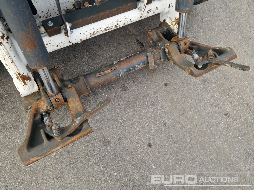 Гусеничный мини-погрузчик 2022 Bobcat T62: фото 15