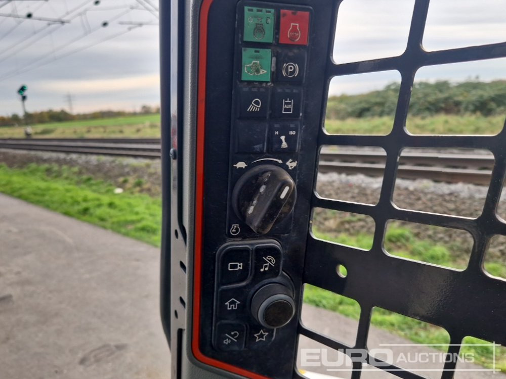 Гусеничный мини-погрузчик 2022 Bobcat T62: фото 30