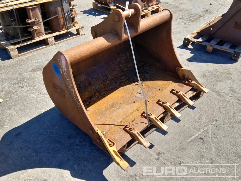 44" Digging Bucket to suit Mini Excavator - Ковш: фото 4 44" Digging Bucket to suit Mini Excavator - Ковш: фото 4