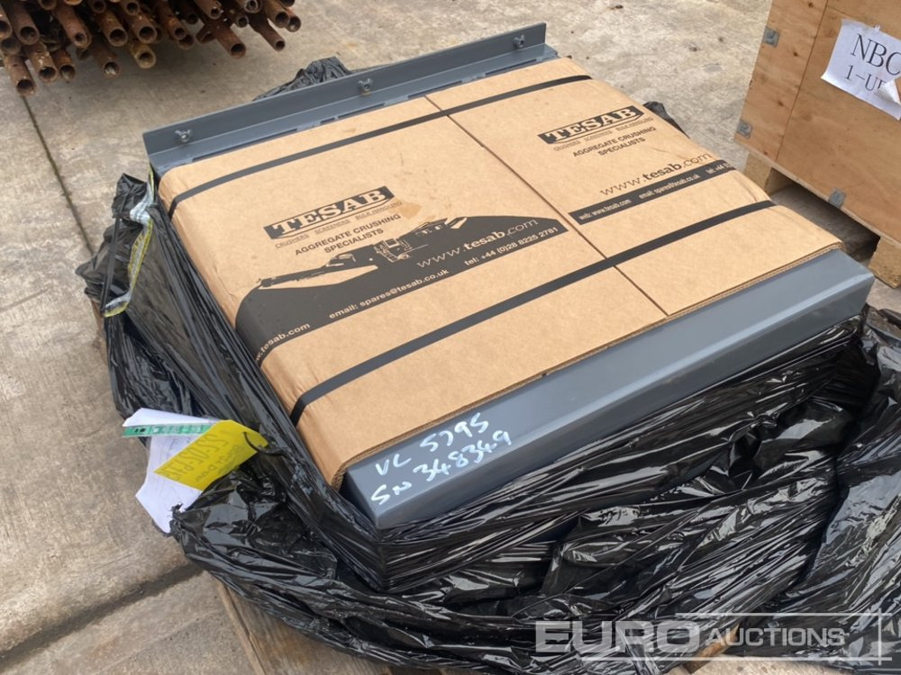 8042T Diesel Tank - Топливный бак: фото 1 8042T Diesel Tank - Топливный бак: фото 1