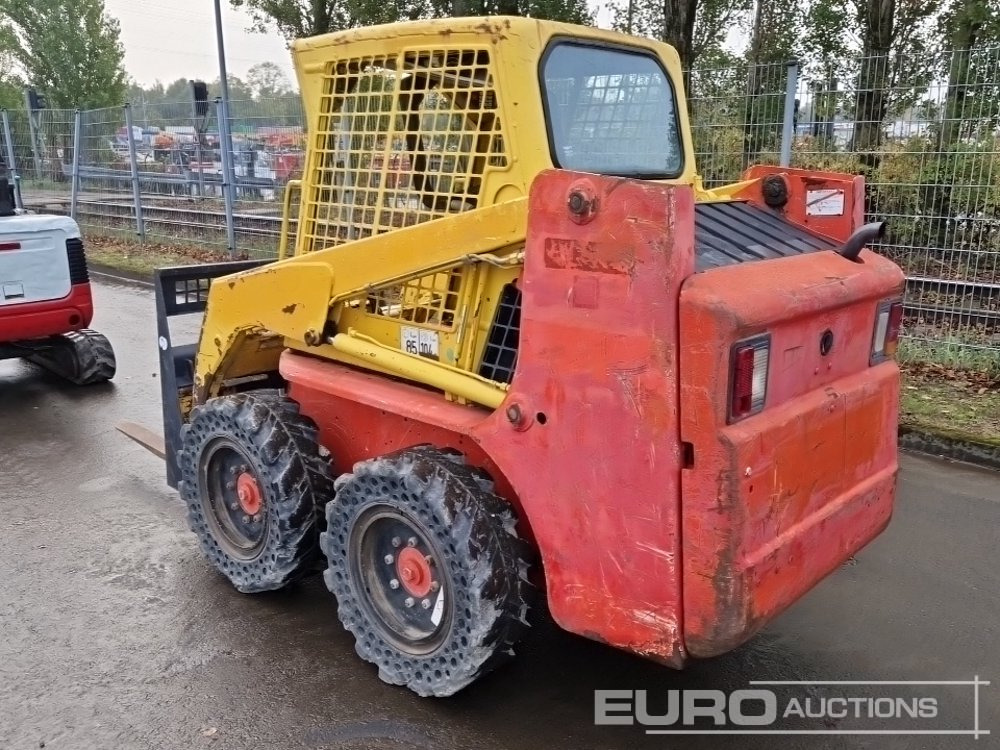 Bobcat S130 - Мини-погрузчик с бортовым поворотом: фото 3 Bobcat S130 - Мини-погрузчик с бортовым поворотом: фото 3