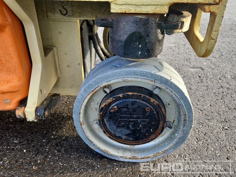 Ножничный подъемник JLG 1930ES: фото 10 Ножничный подъемник JLG 1930ES: фото 10