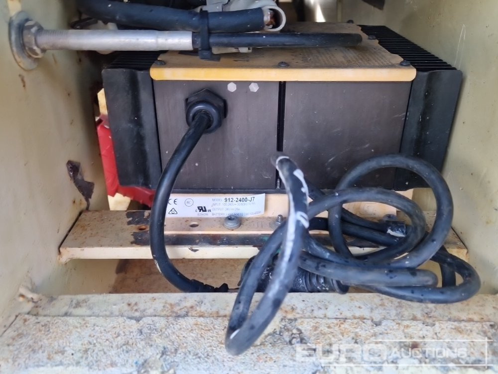 Ножничный подъемник JLG 1930ES: фото 17 Ножничный подъемник JLG 1930ES: фото 17