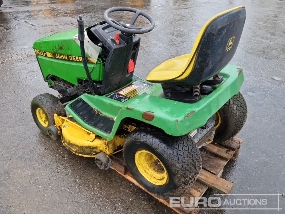 John Deere LX172 - Газонокосилка: фото 3 John Deere LX172 - Газонокосилка: фото 3