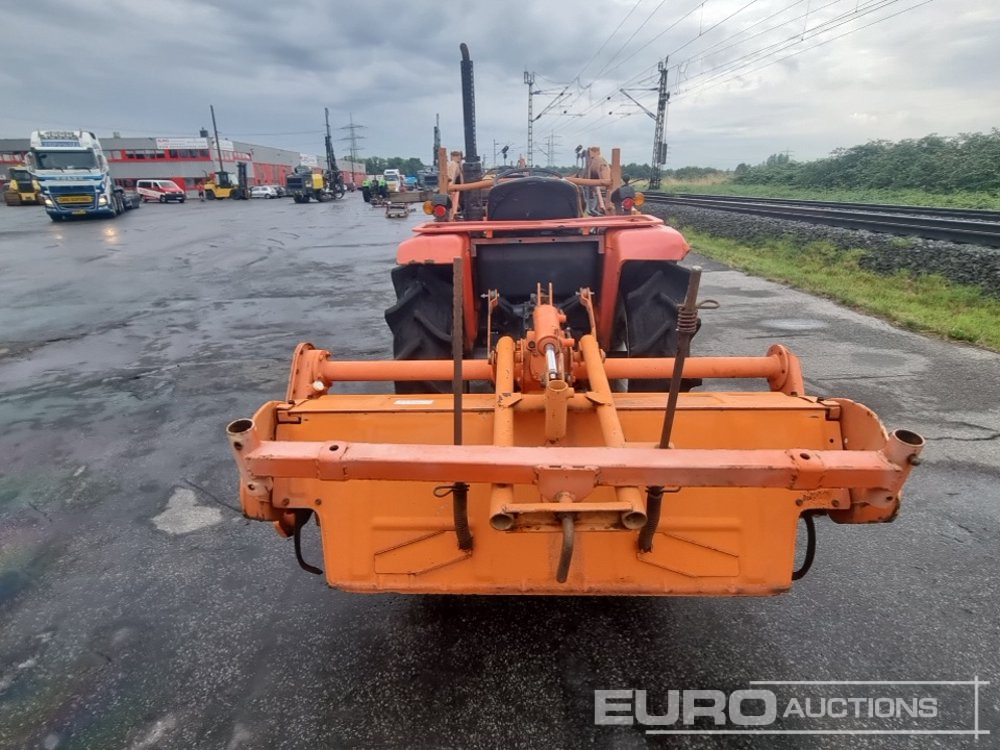Kubota B1600 - Минитрактор: фото 4 Kubota B1600 - Минитрактор: фото 4