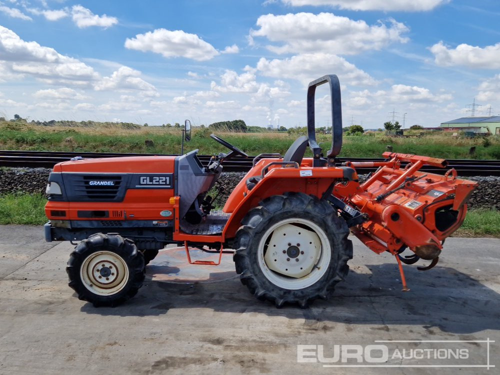 Kubota GL221 - Минитрактор: фото 2 Kubota GL221 - Минитрактор: фото 2