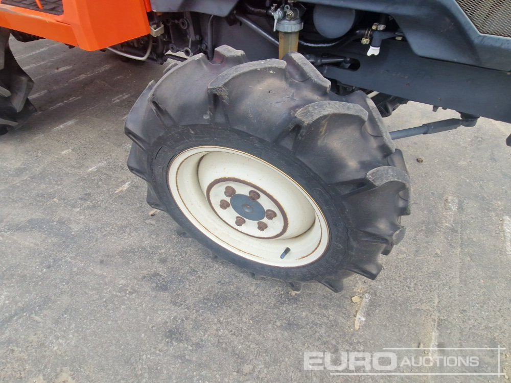 Kubota T22 - Минитрактор: фото 5 Kubota T22 - Минитрактор: фото 5