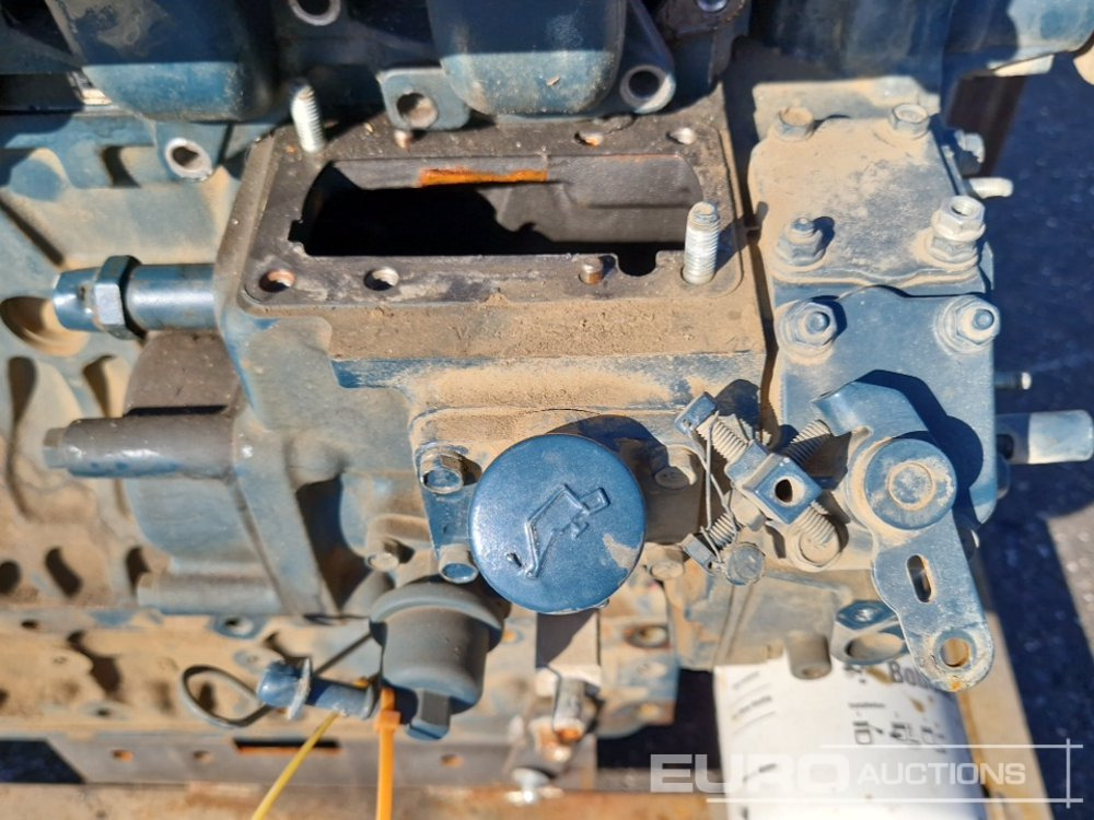 Двигатель Kubota V2403: фото 6