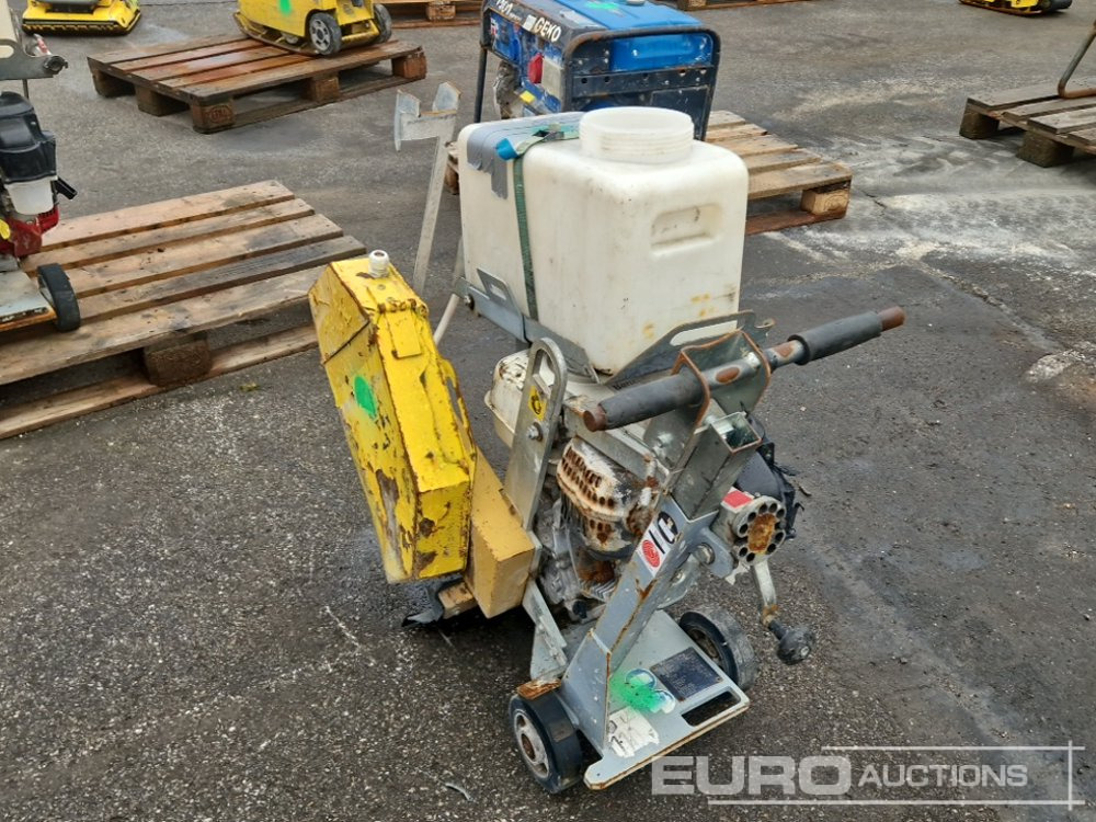 Lissmac FS13/3-B - Асфальтоукладочная техника: фото 2 Lissmac FS13/3-B - Асфальтоукладочная техника: фото 2