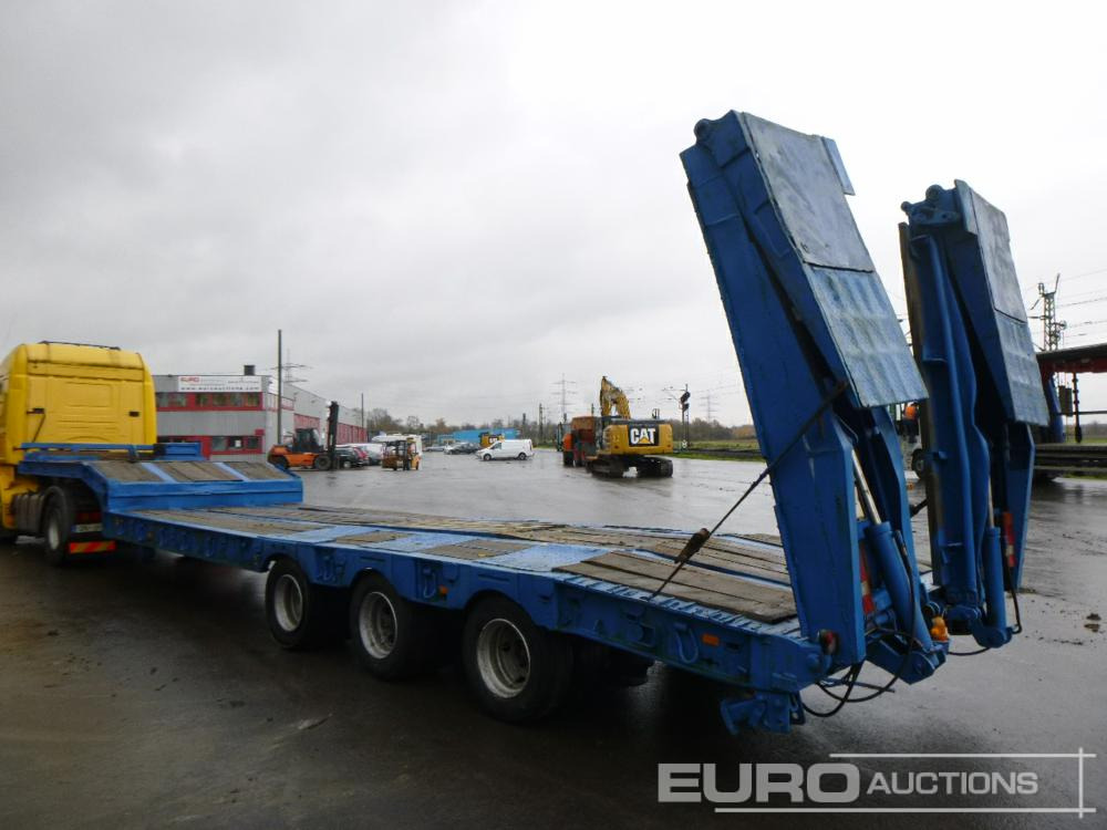 McCauley 3136 - Низкорамный полуприцеп: фото 3 McCauley 3136 - Низкорамный полуприцеп: фото 3