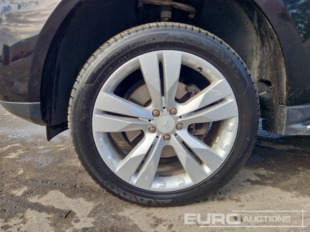 Внедорожник Mercedes ML320 CDI: фото 7