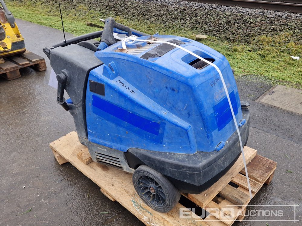 Nilfisk MH 4M-200/1050 Pressure Wacher - Мойка высокого давления: фото 3 Nilfisk MH 4M-200/1050 Pressure Wacher - Мойка высокого давления: фото 3