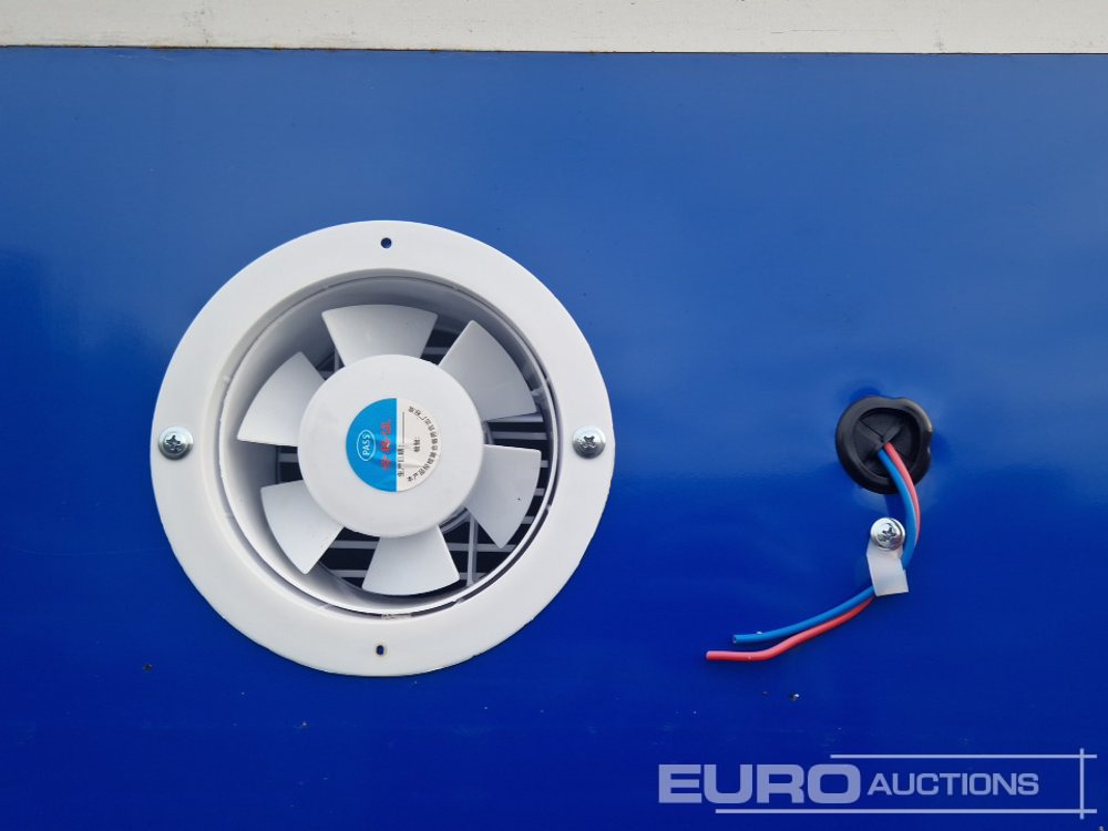 Shower + Toilet Combi Container - Морской контейнер: фото 5 Shower + Toilet Combi Container - Морской контейнер: фото 5