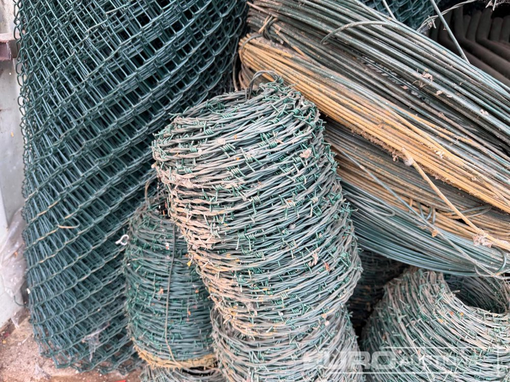 Steel Storage Container, Fencing Poles, Fencing Wire, Barb Wire, (Being Sold Offsite : Duisburg, 47239 Germany) - Морской контейнер: фото 4 Steel Storage Container, Fencing Poles, Fencing Wire, Barb Wire, (Being Sold Offsite : Duisburg, 47239 Germany) - Морской контейнер: фото 4