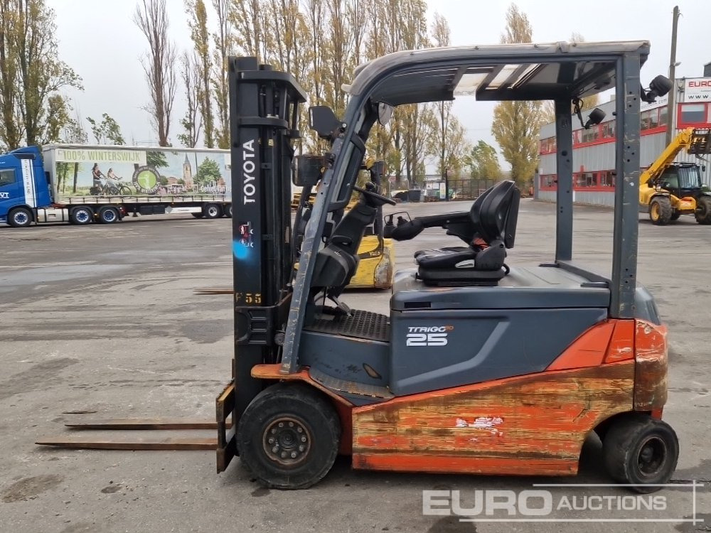 Toyota 8FBMT25 2.5 Ton Electric Forklift, 2 Stage Mast, Forks, - Электропогрузчик: фото 2 Toyota 8FBMT25 2.5 Ton Electric Forklift, 2 Stage Mast, Forks, - Электропогрузчик: фото 2