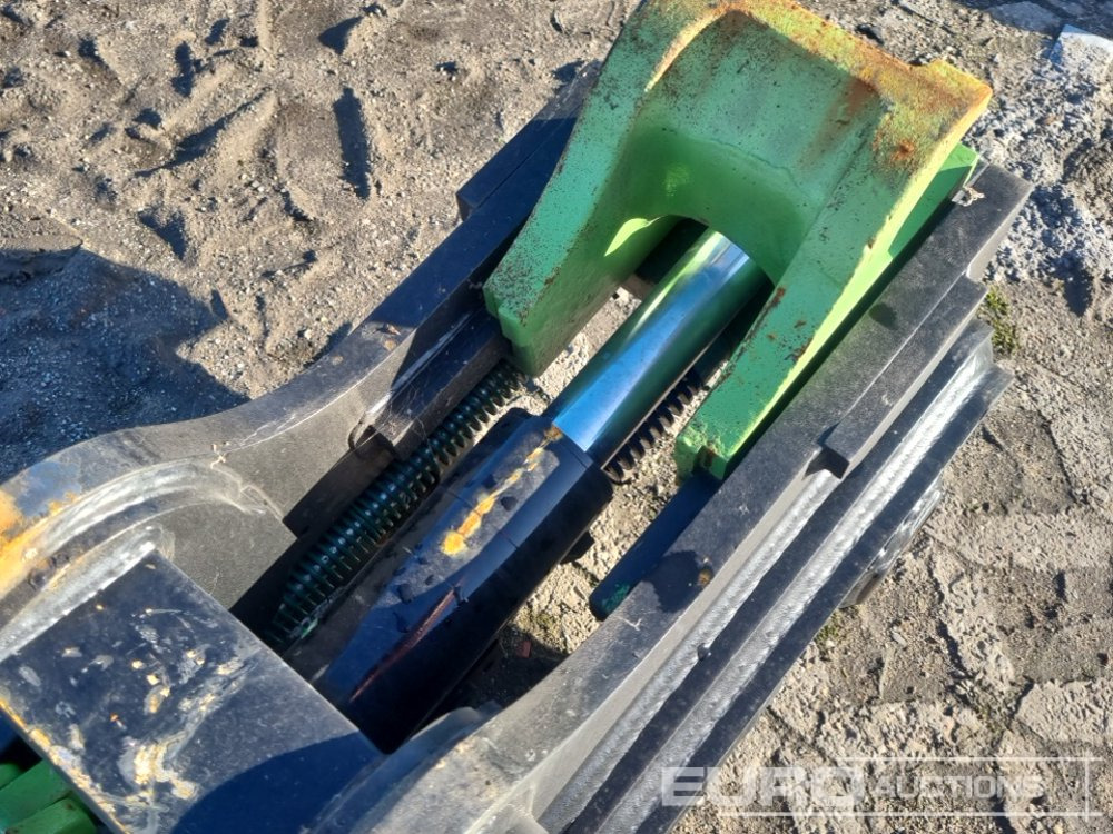 Сцепное устройство Unused Geith Hydraulic QH 65mm Pin to suit 13 Ton Excavator: фото 14 Сцепное устройство Unused Geith Hydraulic QH 65mm Pin to suit 13 Ton Excavator: фото 14