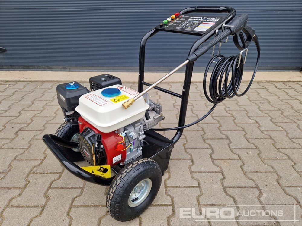 Unused MAXWIN MT3500PSI Petrol Powered High Pressure Washer, 240bar, 6.5HP - Мойка высокого давления: фото 1 Unused MAXWIN MT3500PSI Petrol Powered High Pressure Washer, 240bar, 6.5HP - Мойка высокого давления: фото 1