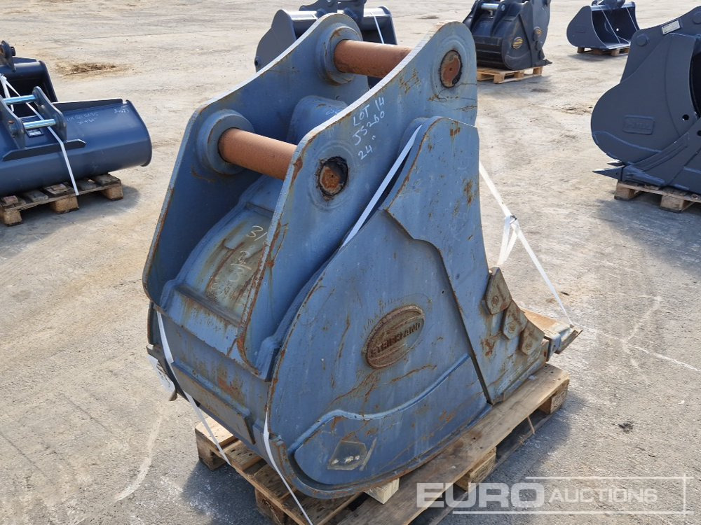 Unused Strickland 24" Digging Bucket to suit JCB JS260 - Ковш: фото 3 Unused Strickland 24" Digging Bucket to suit JCB JS260 - Ковш: фото 3