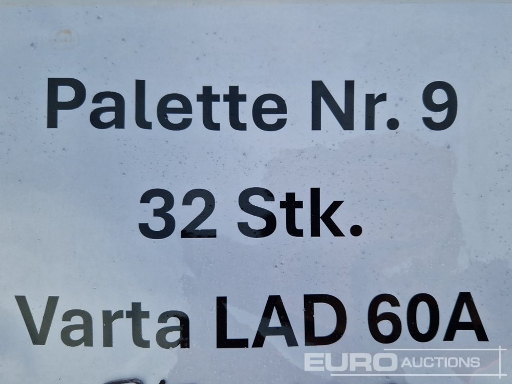 Строительное оборудование Unused Varta L AD 60A 12v  Batteries (32 of): фото 6