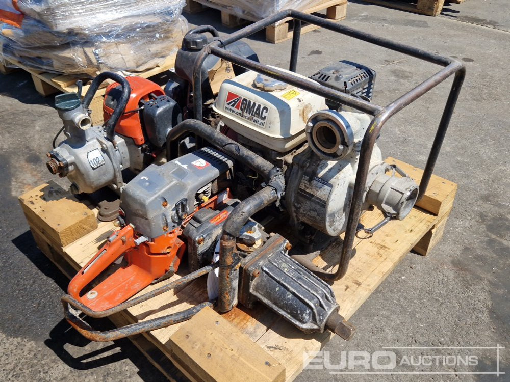 WaterPumps (3 of) + Gasoline Impact Wrench - Асфальтоукладочная техника: фото 1 WaterPumps (3 of) + Gasoline Impact Wrench - Асфальтоукладочная техника: фото 1