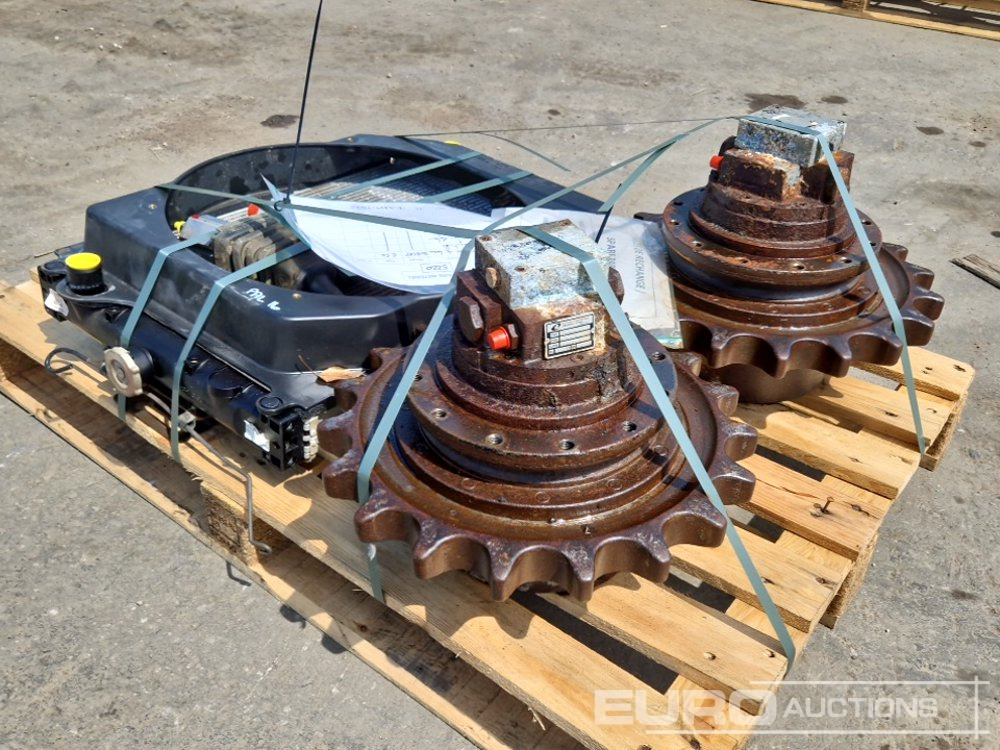 Pallet of Final Drives, Joystick, Radiator to suit Bobcat E50 - Запчасти для Экскаваторов: фото 3 Pallet of Final Drives, Joystick, Radiator to suit Bobcat E50 - Запчасти для Экскаваторов: фото 3