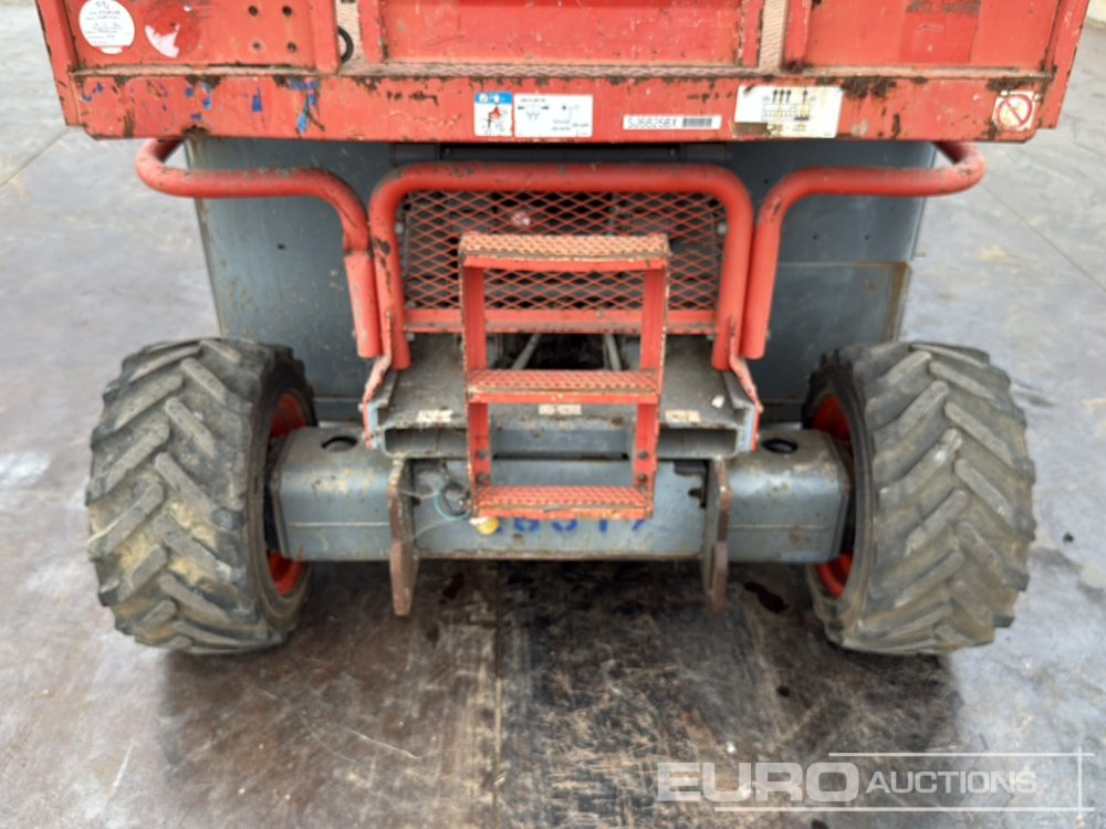 Ножничный подъемник 2013 SkyJack SJ6826RT: фото 13