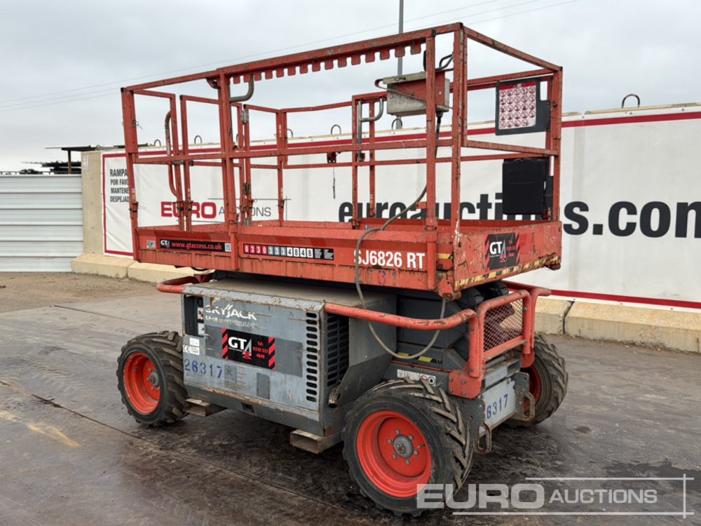 Ножничный подъемник 2013 SkyJack SJ6826RT: фото 7