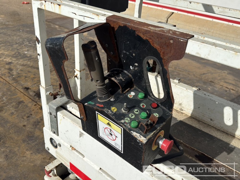 Ножничный подъемник 2014 Haulotte Optimum 8: фото 17