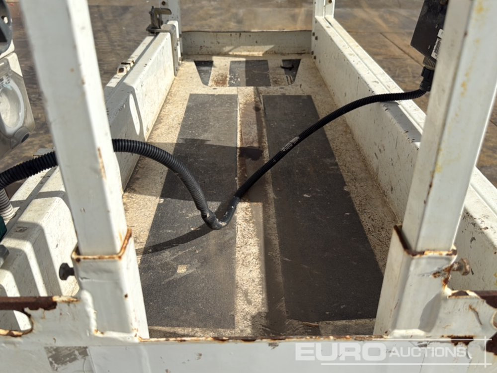 Ножничный подъемник 2014 Haulotte Optimum 8: фото 15