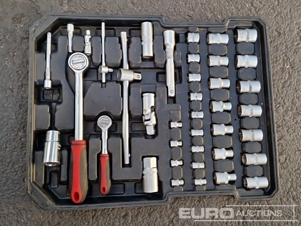 207 Piece Professional Chrome Vanadium Tool Set - Строительное оборудование: фото 4 207 Piece Professional Chrome Vanadium Tool Set - Строительное оборудование: фото 4