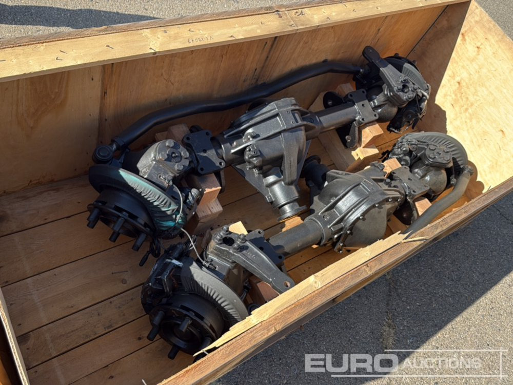 Carraro Pallet of Diferentials to Suit Ausa Dumper & Telehandler (2 of) - Строительное оборудование: фото 1 Carraro Pallet of Diferentials to Suit Ausa Dumper & Telehandler (2 of) - Строительное оборудование: фото 1