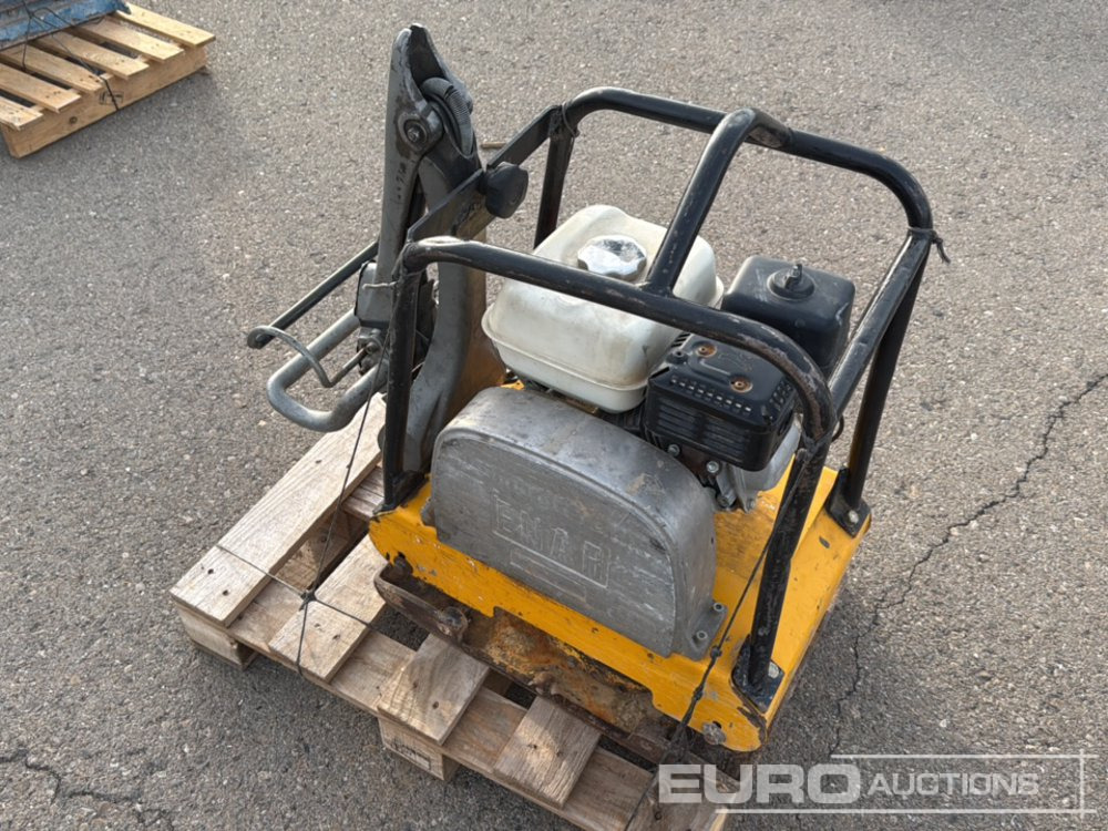 ENARCO Walk-Behind Plate Compactor Gasoline, Honda Engine - Асфальтоукладочная техника: фото 4 ENARCO Walk-Behind Plate Compactor Gasoline, Honda Engine - Асфальтоукладочная техника: фото 4