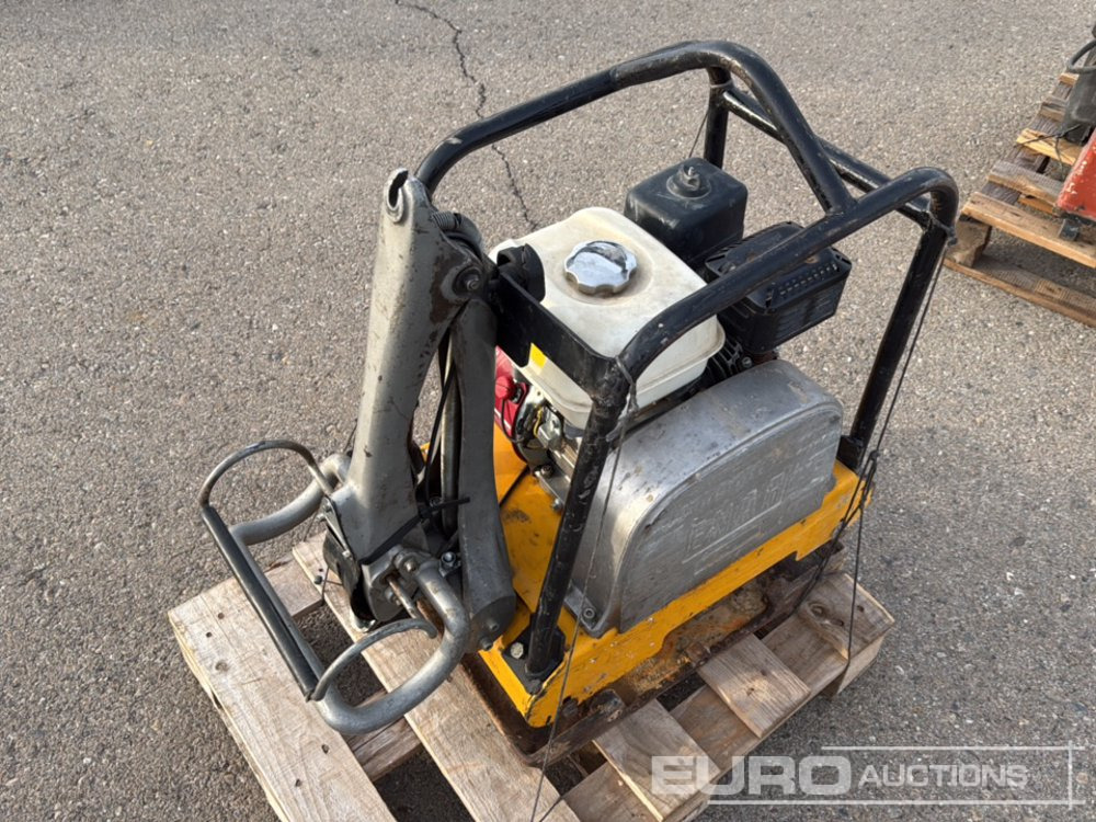 ENARCO Walk-Behind Plate Compactor Gasoline, Honda Engine - Асфальтоукладочная техника: фото 3 ENARCO Walk-Behind Plate Compactor Gasoline, Honda Engine - Асфальтоукладочная техника: фото 3