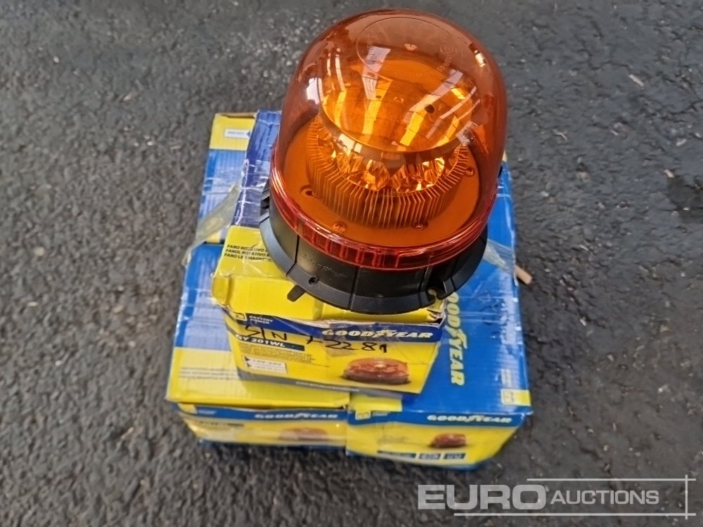 Good Year Magnetic Rotating Led Beacon (5 of) / Faro Rotativo Magnetico Led - Строительное оборудование: фото 1 Good Year Magnetic Rotating Led Beacon (5 of) / Faro Rotativo Magnetico Led - Строительное оборудование: фото 1