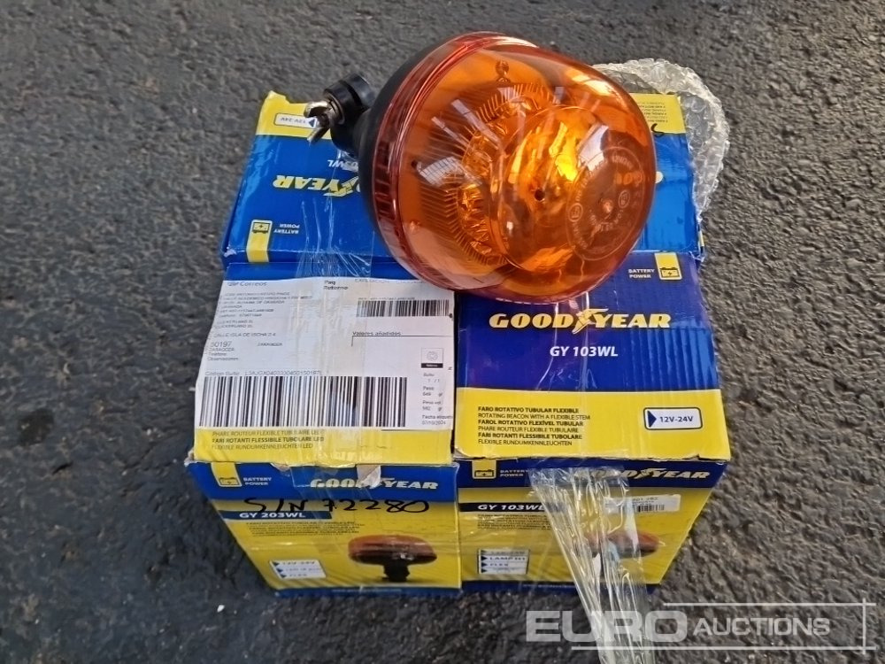Good Year Rotating Beacon with Flexible Stem (4 of) / Faro Rotativo Tubular Flexible - Строительное оборудование: фото 2 Good Year Rotating Beacon with Flexible Stem (4 of) / Faro Rotativo Tubular Flexible - Строительное оборудование: фото 2