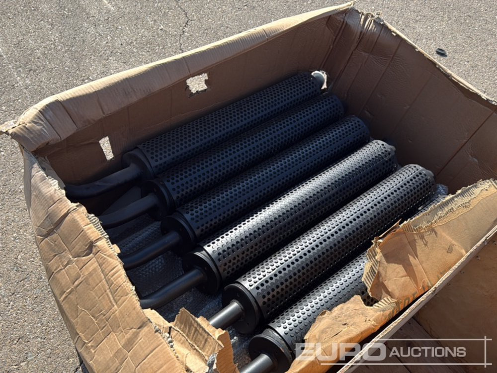 Pallet of Exhaust Silencers to Suit Deuz Motors for Ausa (12 of) - Строительное оборудование: фото 4 Pallet of Exhaust Silencers to Suit Deuz Motors for Ausa (12 of) - Строительное оборудование: фото 4