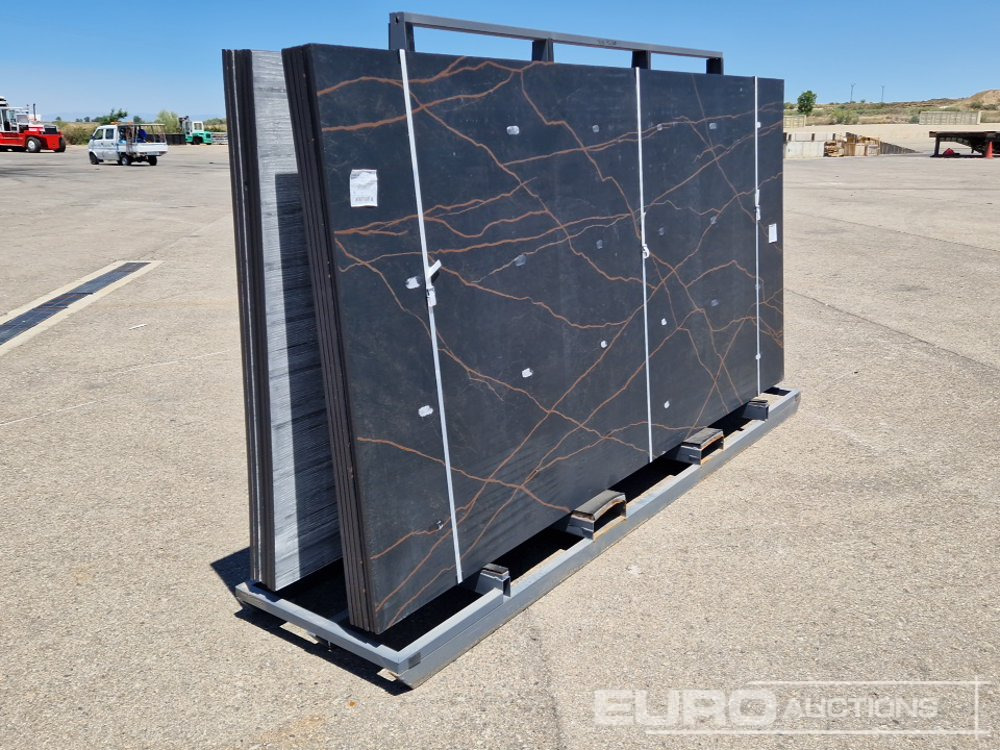 Pallet of Tiles (180 x 320 cm) (63 Square Meters) - Строительное оборудование: фото 1 Pallet of Tiles (180 x 320 cm) (63 Square Meters) - Строительное оборудование: фото 1