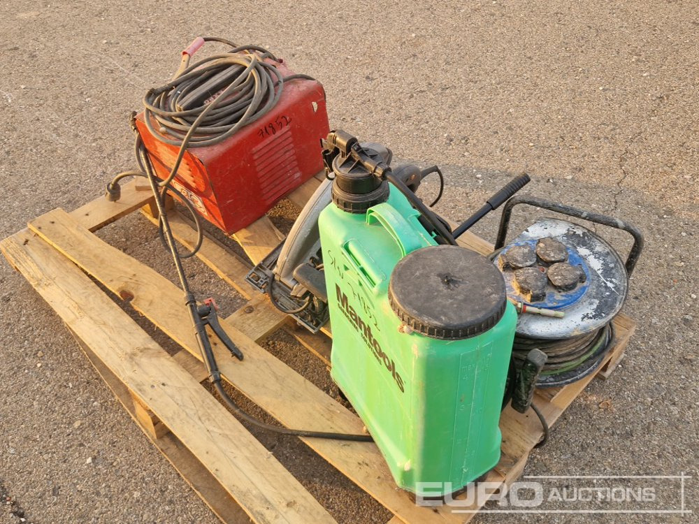 Pallet of Welding Machine, Circular Saw, Cable Reel, Backpack Sprayer - Строительное оборудование: фото 4 Pallet of Welding Machine, Circular Saw, Cable Reel, Backpack Sprayer - Строительное оборудование: фото 4